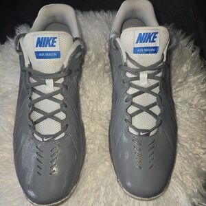 Nike Air Mavin Gray Athletic Shoes